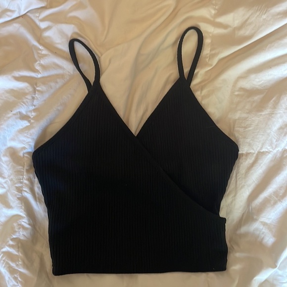 SHEIN Women's Casual V Neck Ribbed Knit Overlap Front Crop Cami Top - Picture 7 of 7